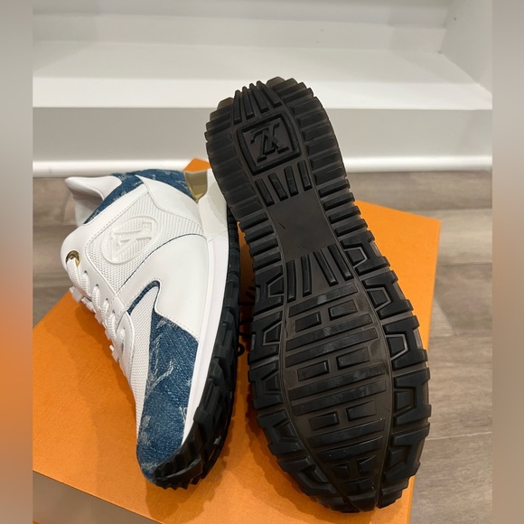 Louis Vuitton Run Away Sneakers *NEW, NEVER WORN* - Picture 9 of 15